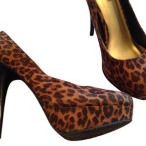CANDIES LEOPARD PRINT HEEL SIZE 10